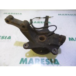 Renault - Trafic - Knuckle, front right