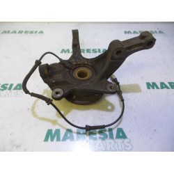 Renault - Trafic - Fusee links-voor