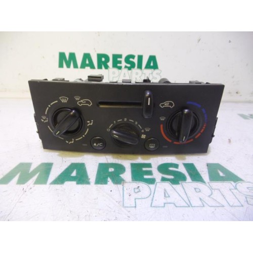 Peugeot - 207 - Heater control panel