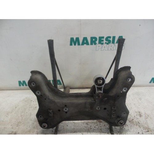 Renault - Trafic - Subframe