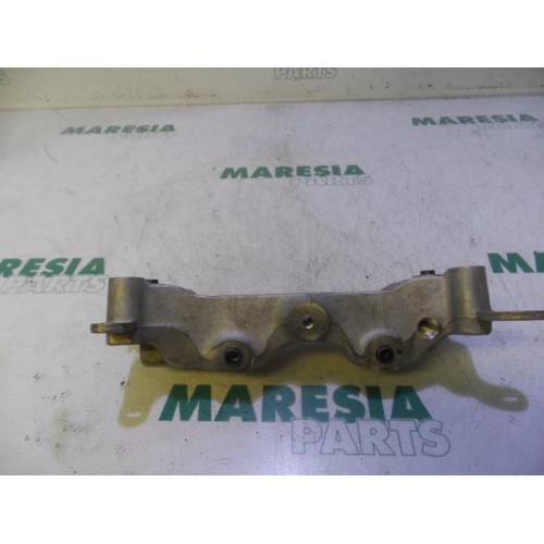 Peugeot - 3008 - Engine mount