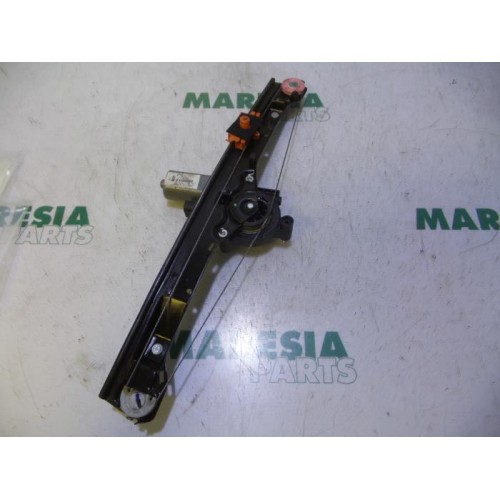 Fiat - Punto - Window mechanism 4-door, front left
