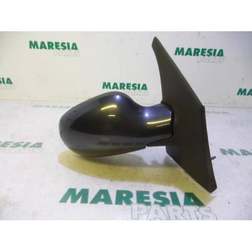Renault - Megane Scenic - Wing mirror, right