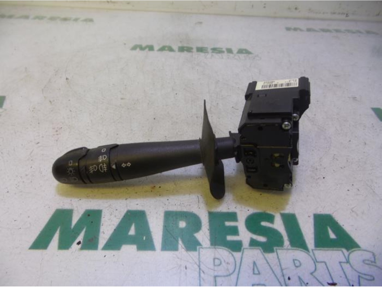 Renault - Megane Scenic - Indicator switch