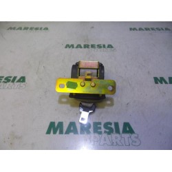 Renault - Megane Scenic - Rear seatbelt, centre