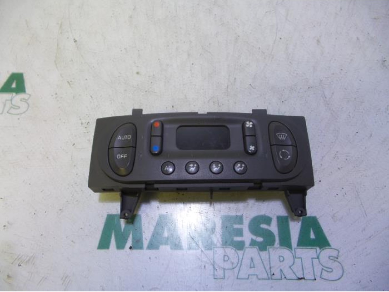 Renault - Megane Scenic - Heater control panel