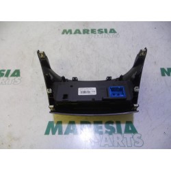 Peugeot - 208 - Panneau de commandes chauffage