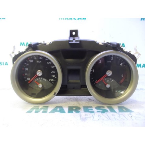 Renault - Megane - Instrument panel
