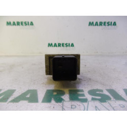 Renault - Megane - Glow plug relay