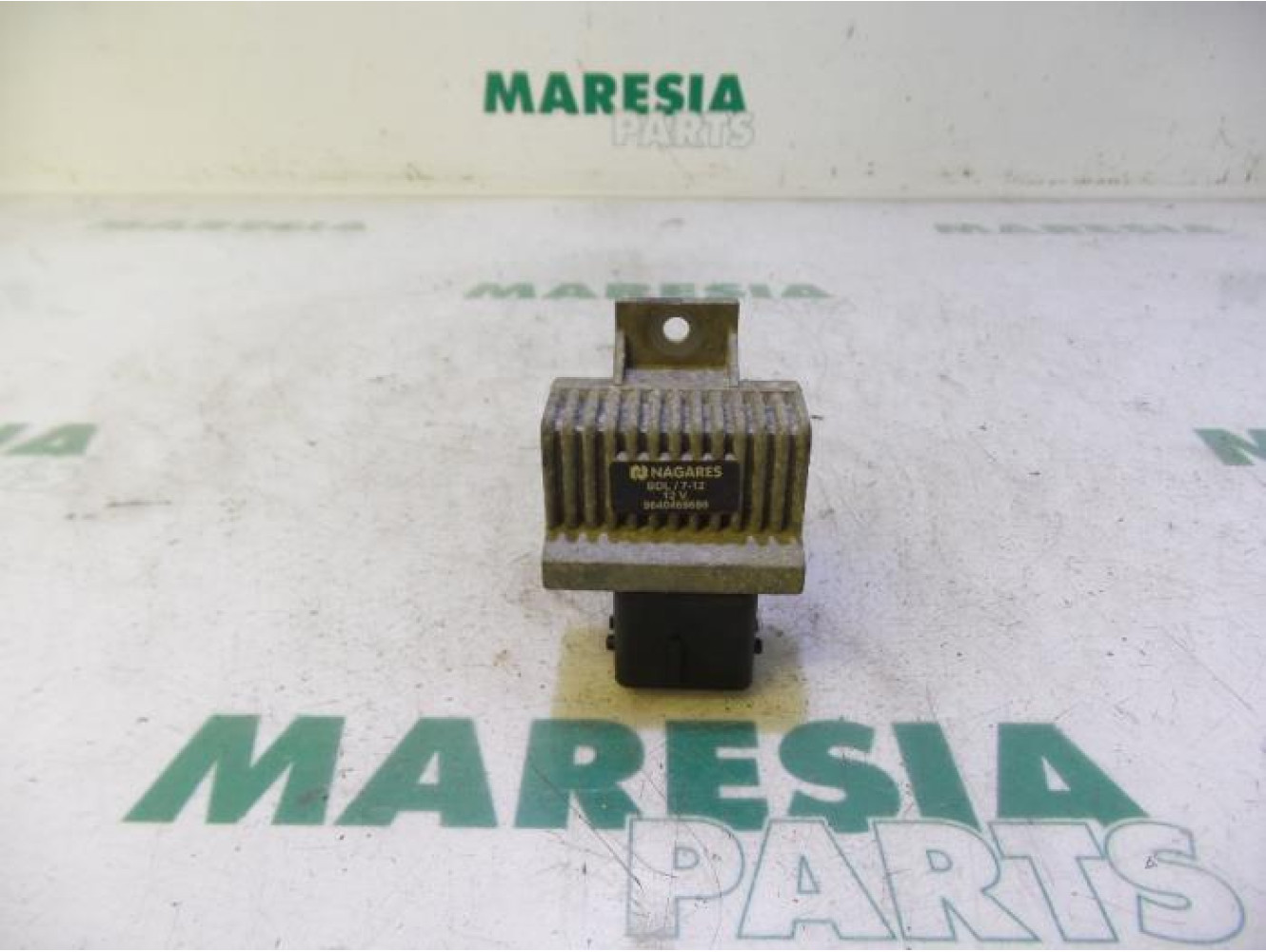 Renault - Megane - Glow plug relay