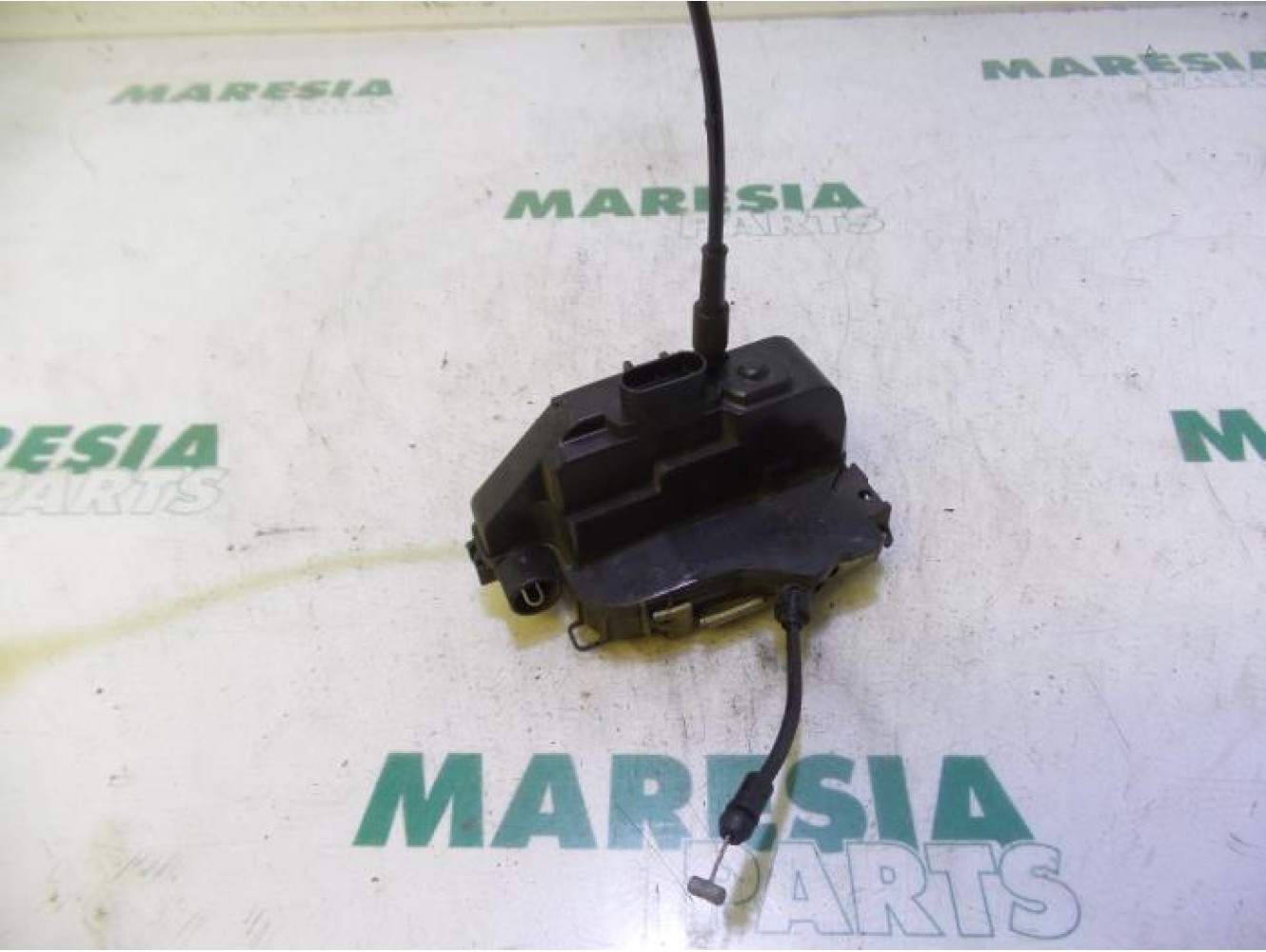 Renault - Megane - Front door lock mechanism 4-door, right