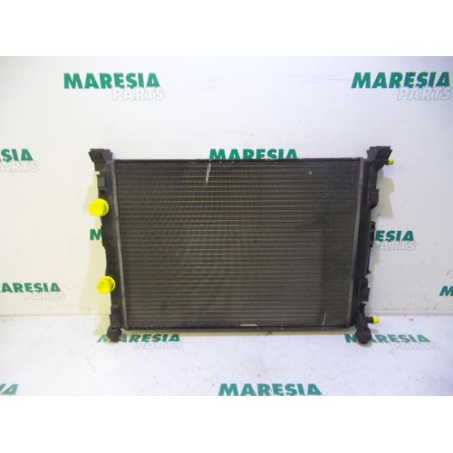 Renault - Megane - Radiator