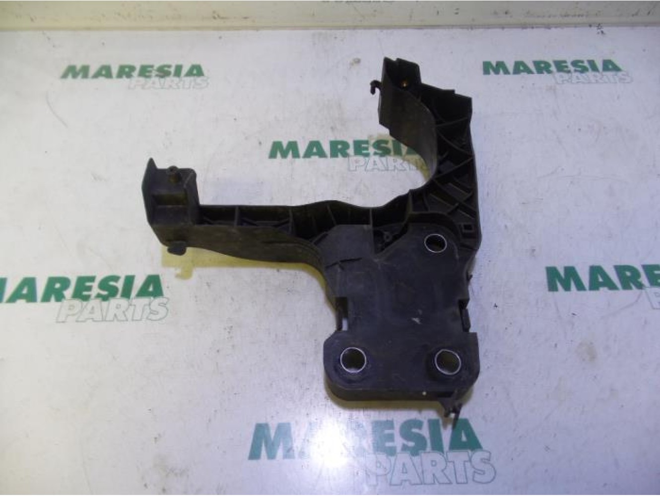 Renault - Megane - Front panel