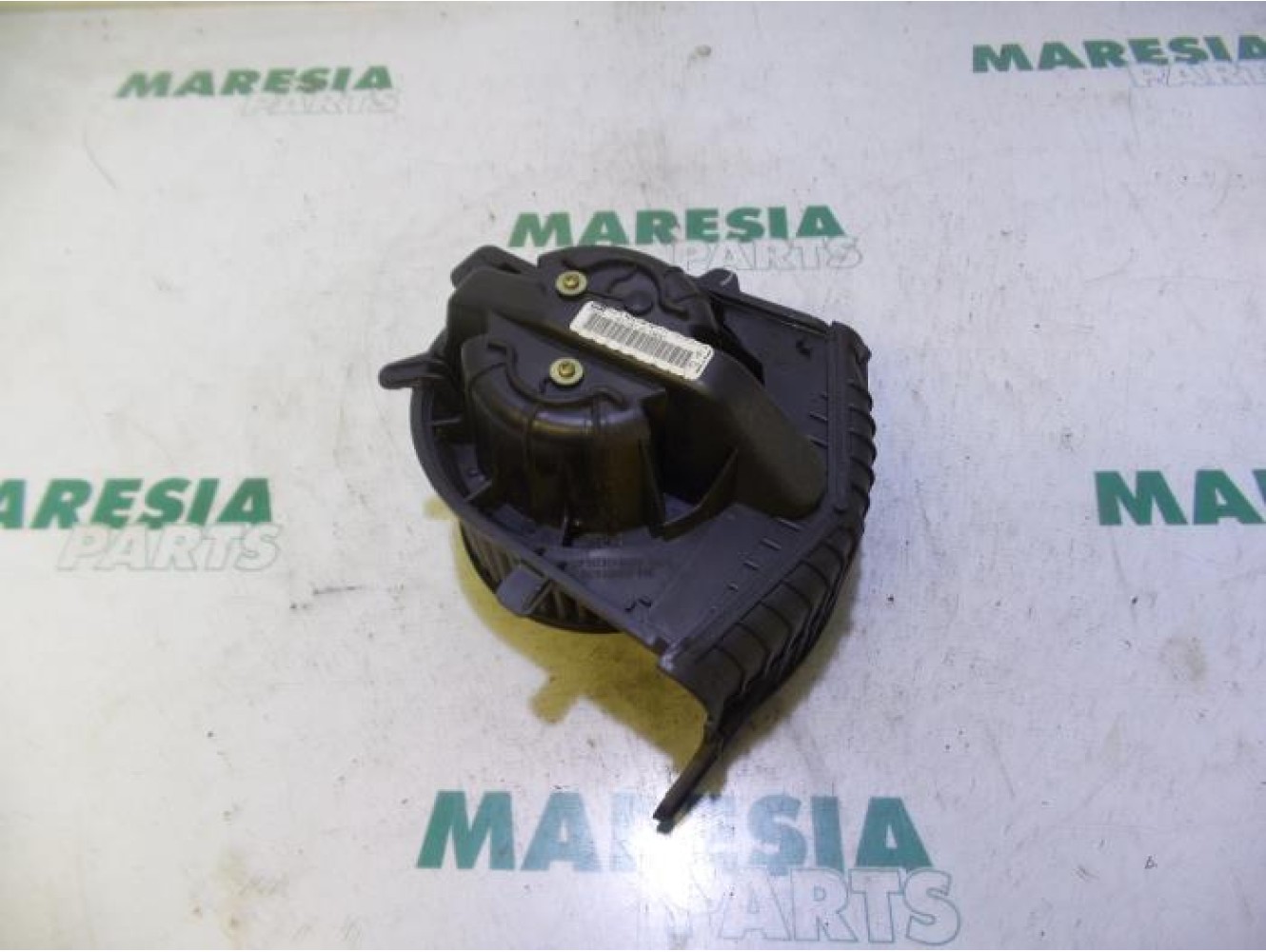 Renault - Megane Scenic - Heating and ventilation fan motor