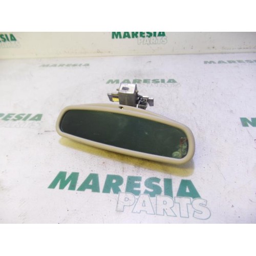 Renault - Megane Scenic - Rear view mirror