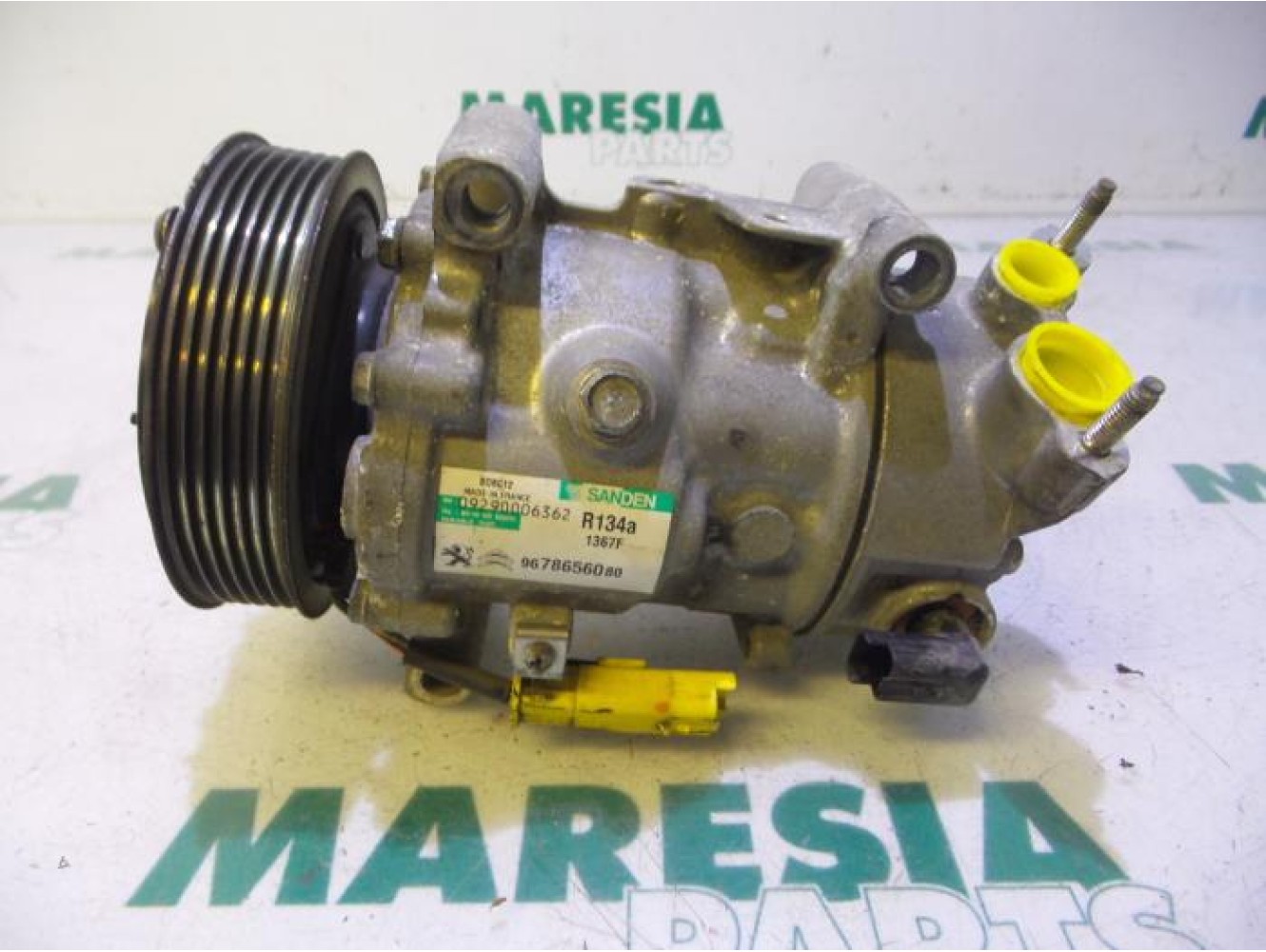 Peugeot - 208 - Air conditioning pump