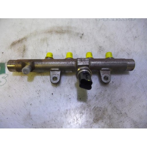 Renault - Megane - Fuel injector nozzle