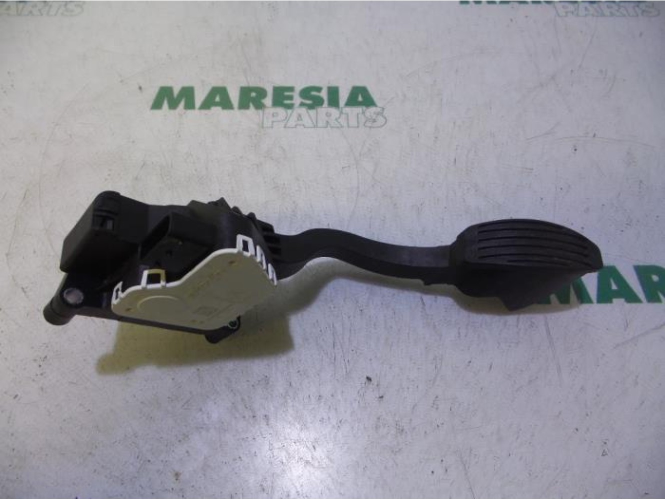 Fiat - 500 - Throttle pedal position sensor