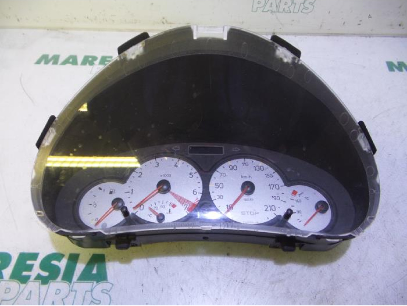 Peugeot - 206 - Instrument panel