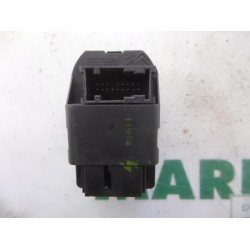 Peugeot - 206 - Multi-functional window switch