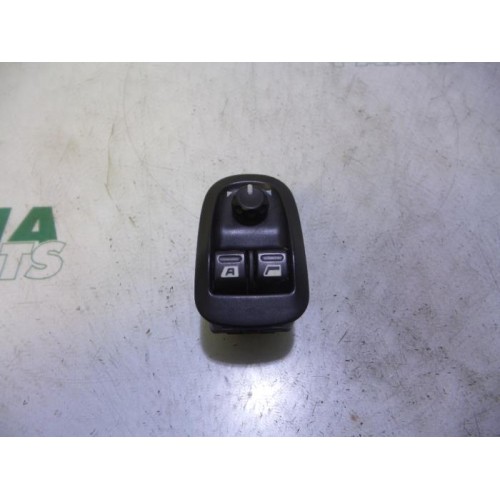Peugeot - 206 - Multi-functional window switch