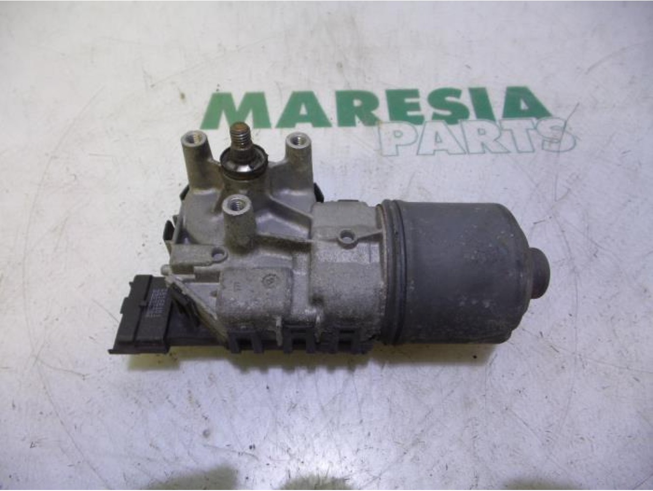 Peugeot - 206 - Front wiper motor