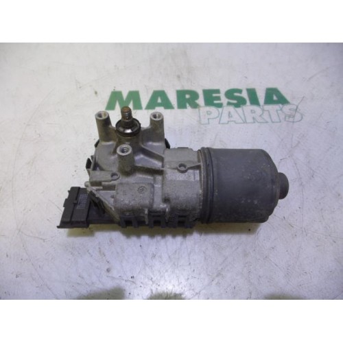 Peugeot - 206 - Front wiper motor
