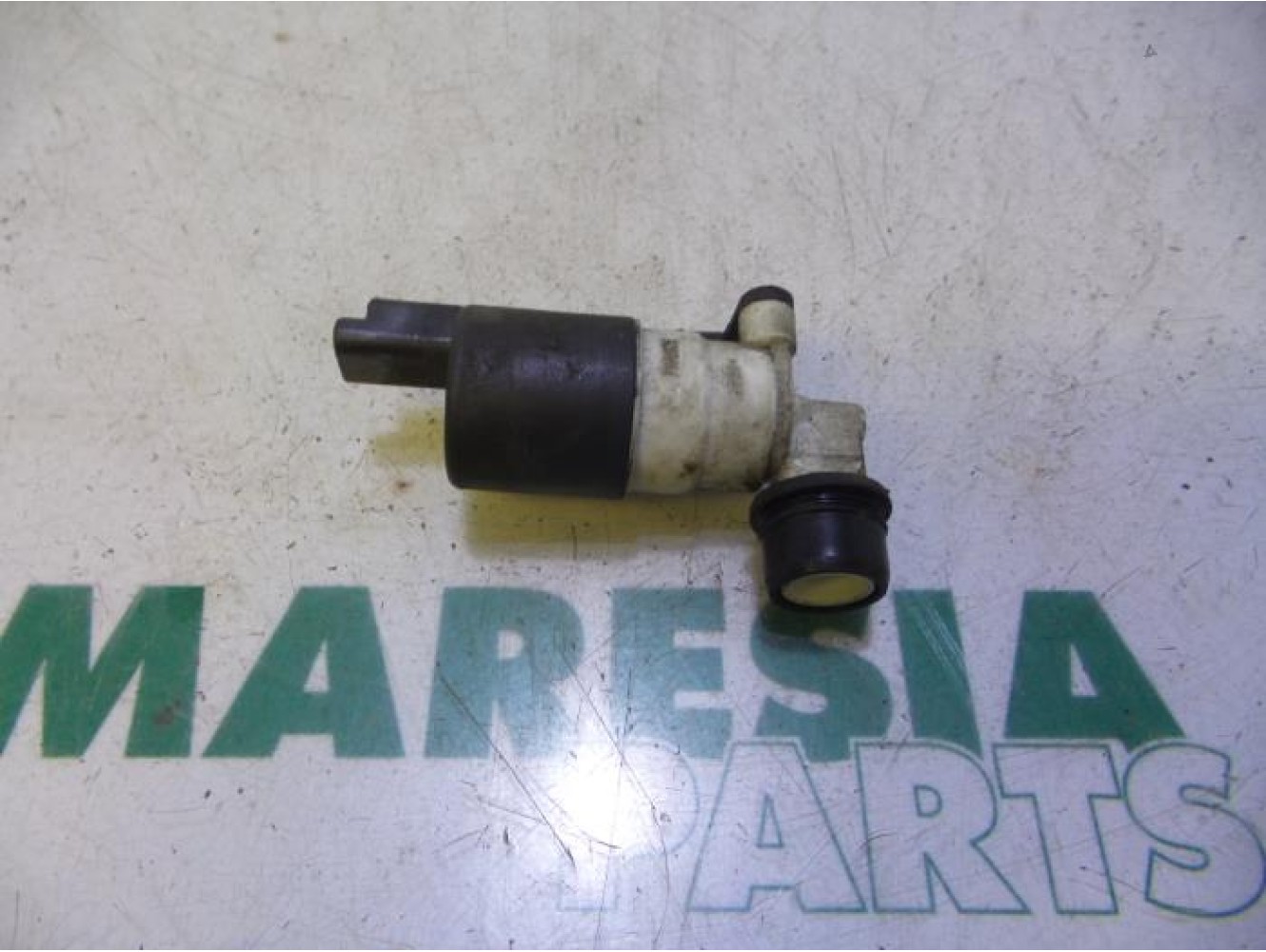 Citroen - Berlingo - Scheibensprüherpumpe vorne
