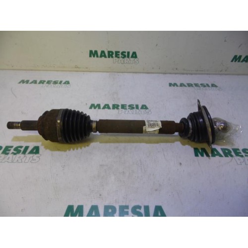 Renault - Laguna - Antriebswelle links vorne