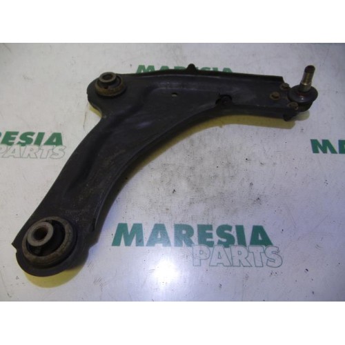 Renault - Laguna - Front lower wishbone, right