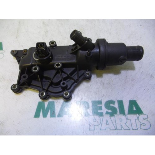 Renault - Clio - Thermostat housing