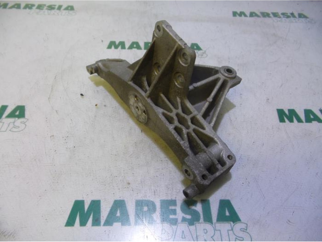 Fiat - Punto - Support (miscellaneous)