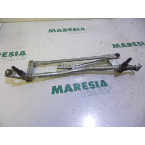 Citroen - Berlingo - Wiper mechanism
