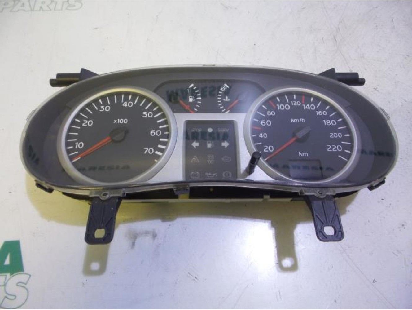 Renault - Clio - Instrument panel