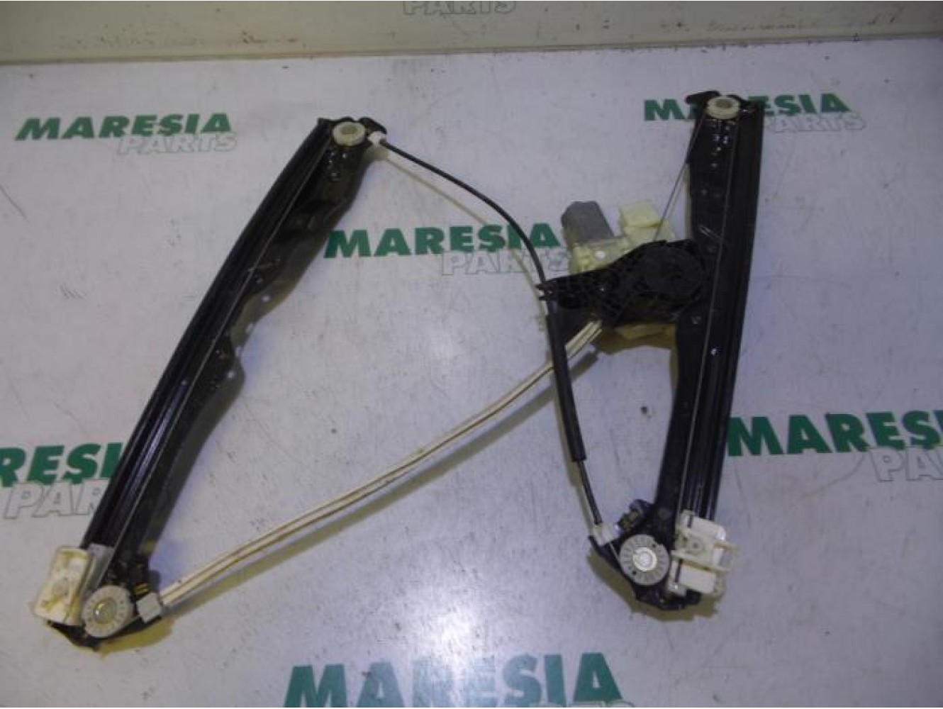 Peugeot - 308 - Window mechanism 4-door, front left