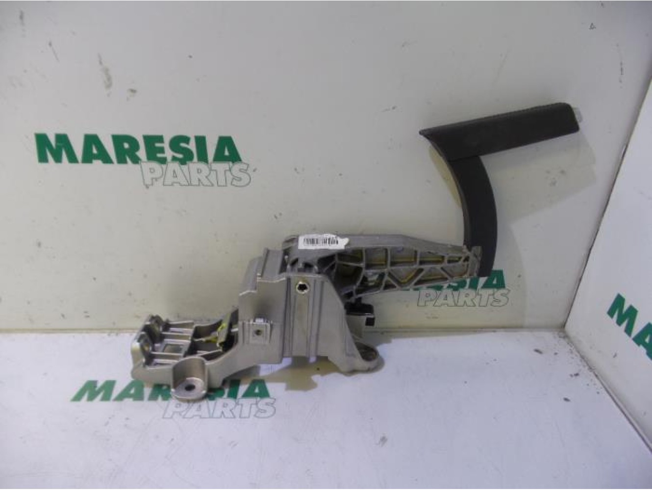 Peugeot - 308 - Parking brake lever