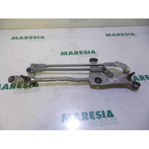 Peugeot - 308 - Wiper mechanism