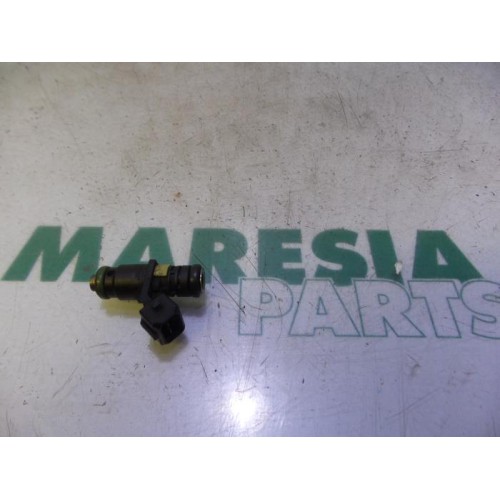 Renault - Clio - Injector (petrol injection)