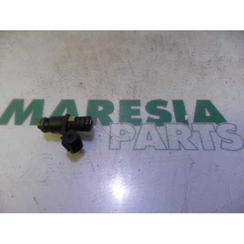 Renault - Clio - Injector (petrol injection)