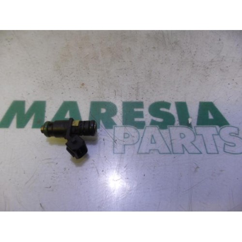 Renault - Clio - Injector (petrol injection)