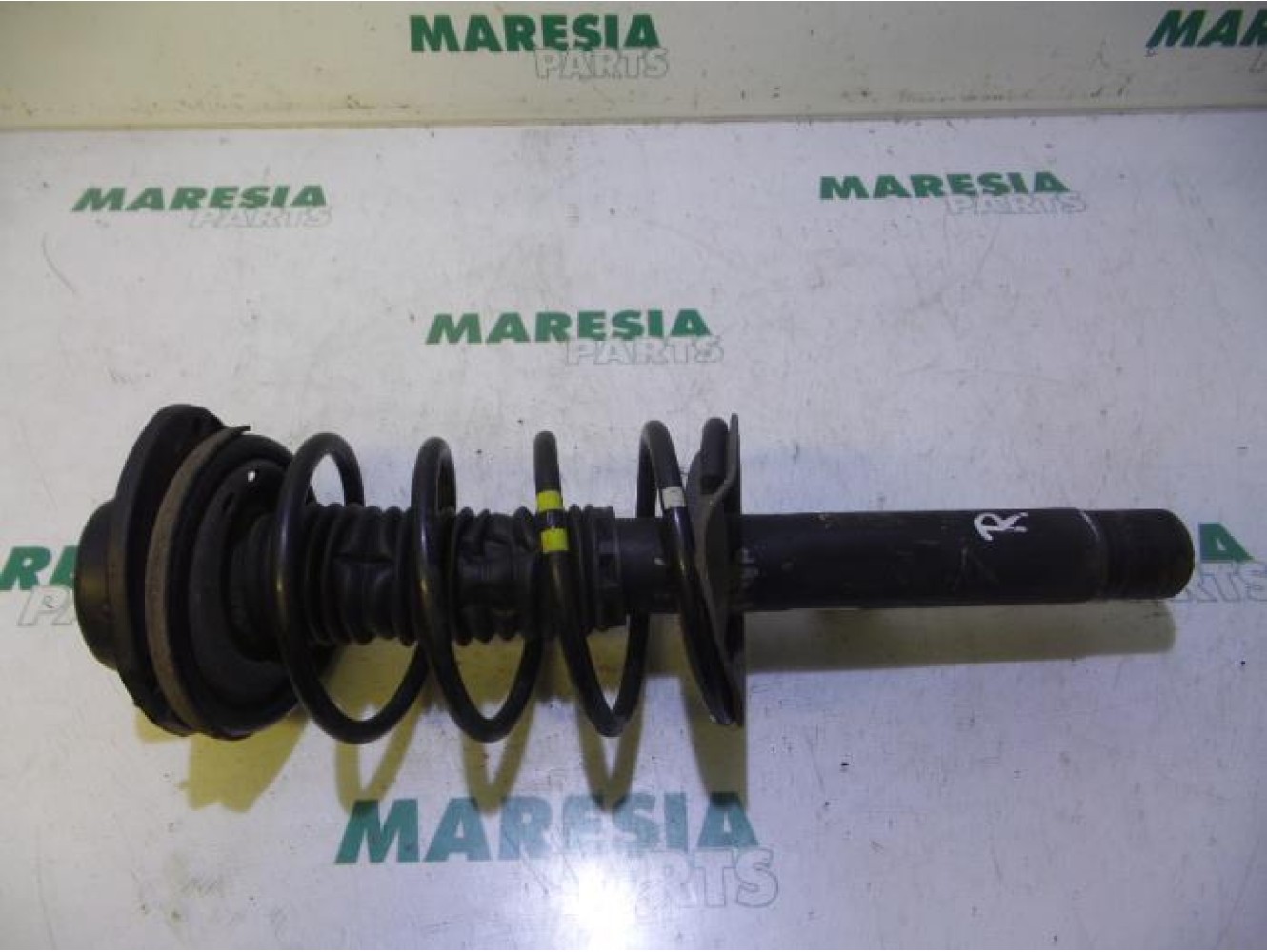 Peugeot - 206 - Front shock absorber rod, right