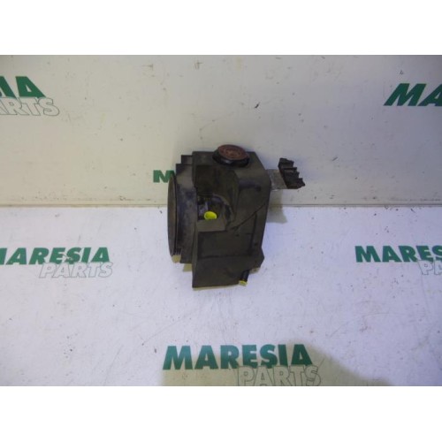 Peugeot - 206 - Power steering pump