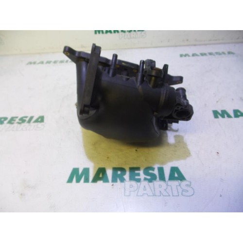 Peugeot - 306 - Intake manifold