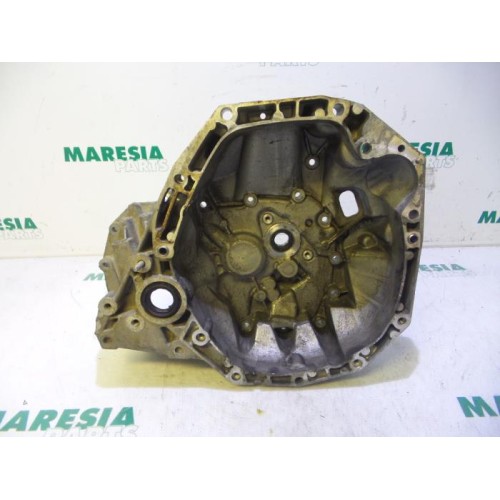 Renault - Clio - Gearbox casing