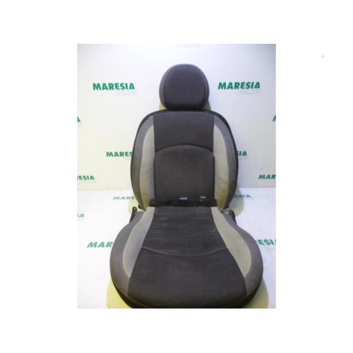 Peugeot - 206 - Stoel Bekleding links