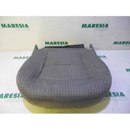 Renault - Laguna - Stoel Bekleding rechts