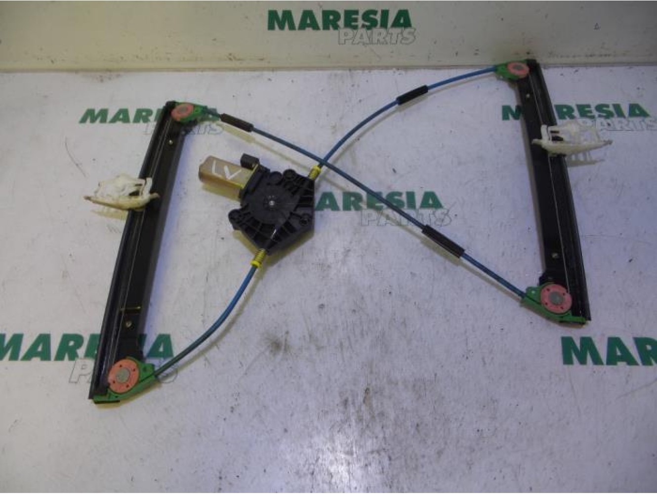 Fiat - Stilo - Window mechanism 2-door, front left