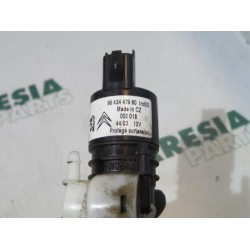 Peugeot - 307 - Scheibensprüherpumpe vorne