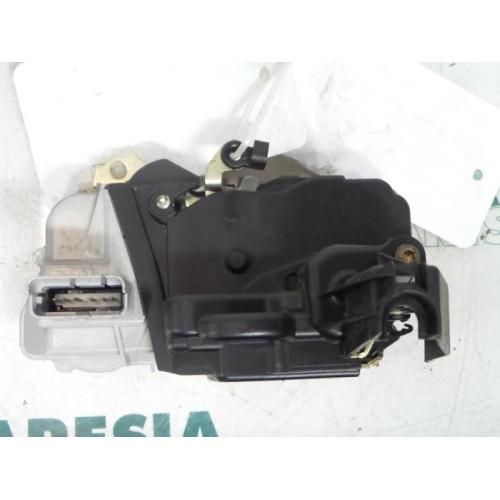 Peugeot - 307 - Door lock mechanism 4-door, front left