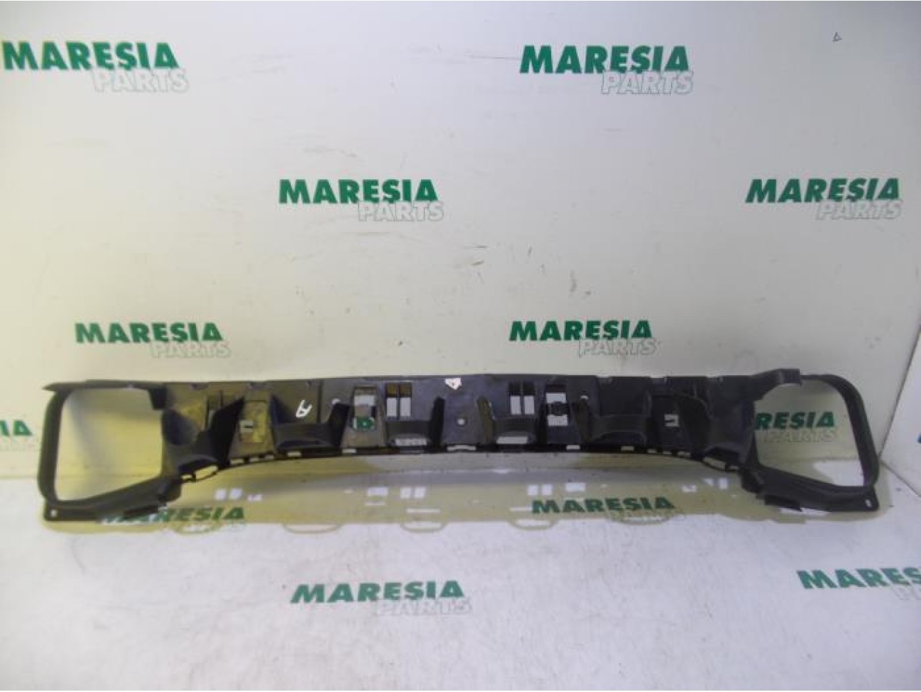 Peugeot - 208 - Rear bumper frame